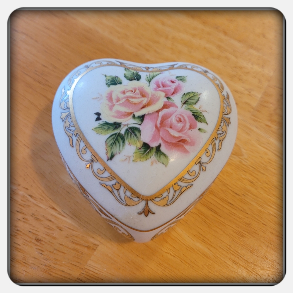 Heart-Shaped Floral Trinket Box